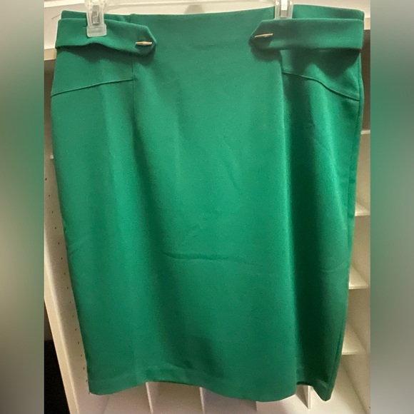 NYCC Ladies Skirt - Green - NWOT - Large - Picture 2 of 5